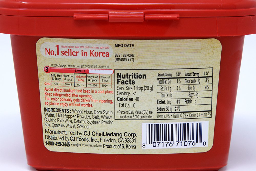 CJ Haechandle Gochujang - Hot Pepper Paste, Korean Traditional Fermented Jang, Made with Red Hot Chili Peppers, Sweet & Spicy Flavor, 1.1 Lb (Pack of 1)